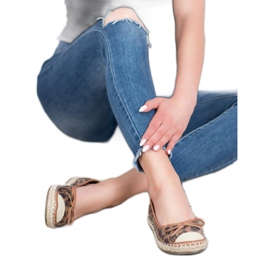 GUAPISSIMA Balerine reperate maro 2