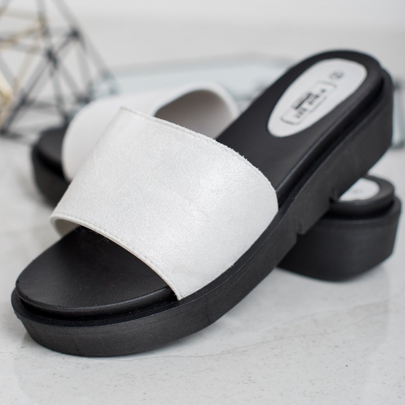 SHELOVET Sandale cu pană alb 2