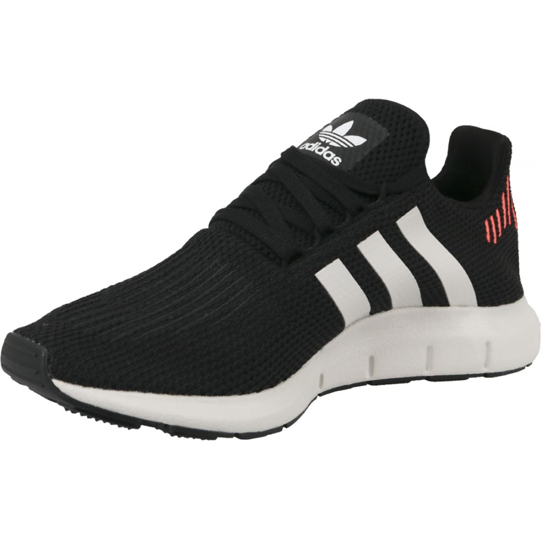 Încălțăminte adidas Swift Run M B37730 negru 1