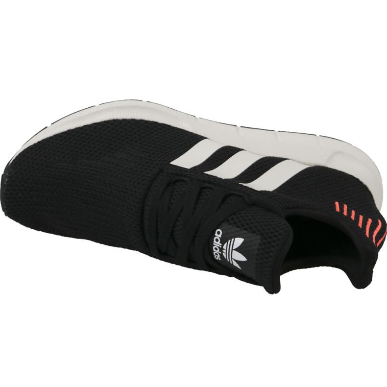 Încălțăminte adidas Swift Run M B37730 negru 2