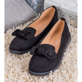 Clowse Domnii cu arc negru 2