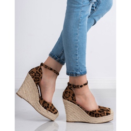 SHELOVET Pompele Cu Panetrka maro 1