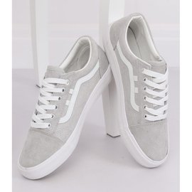 Adidași gri pentru femei gri B70A ARGINT / ALB 1
