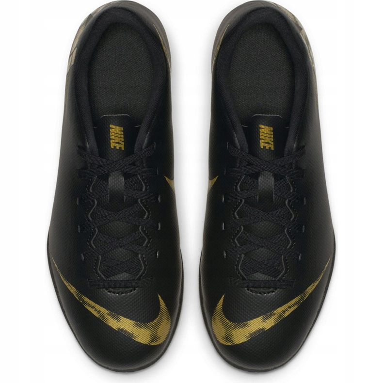 Pantofi de fotbal Nike Mercurial Vapor X 12 Club Tf Jr AH7355-077 multicolor negru 2