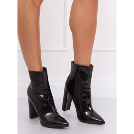 Cizme cu toc înalt lacuit negru NS065P Negru 1