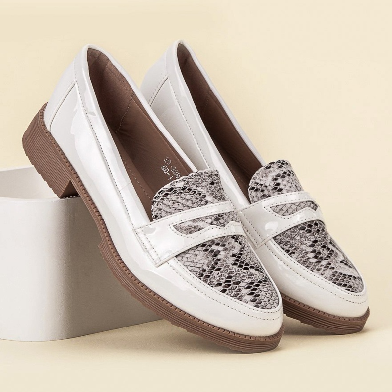 Bestelle Mocasini lăcuți alb maro 2