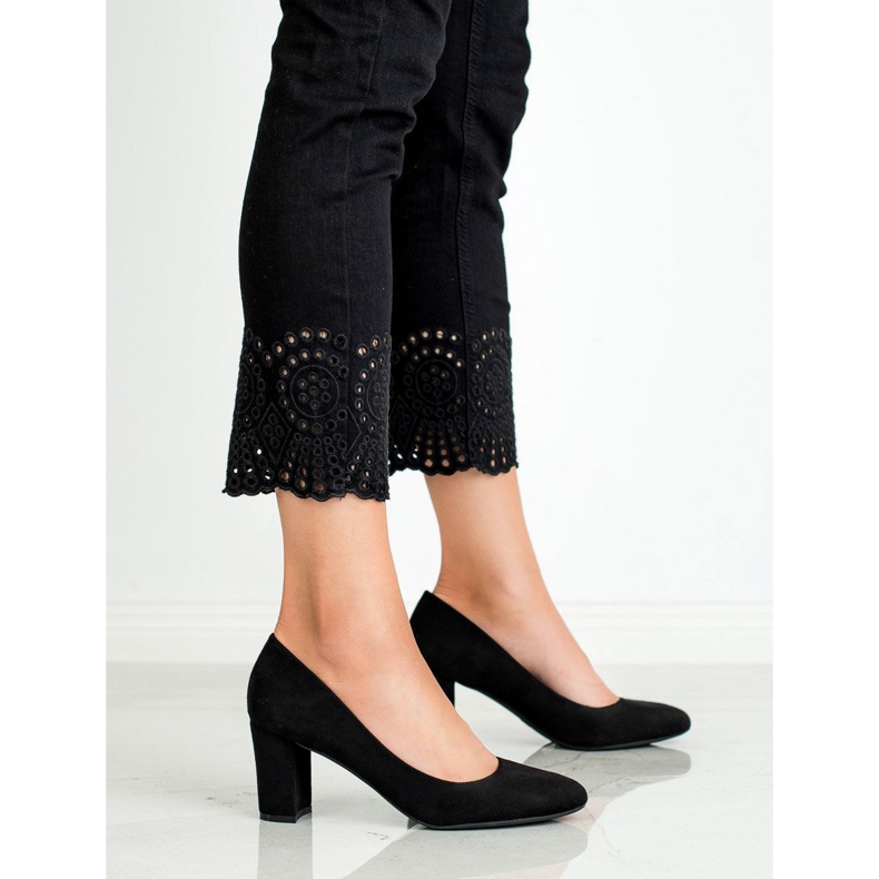 Queen Vivi Pompe din piele de căprioară negru 1 Queen Vivi Pompe din piele de căprioară negru 1