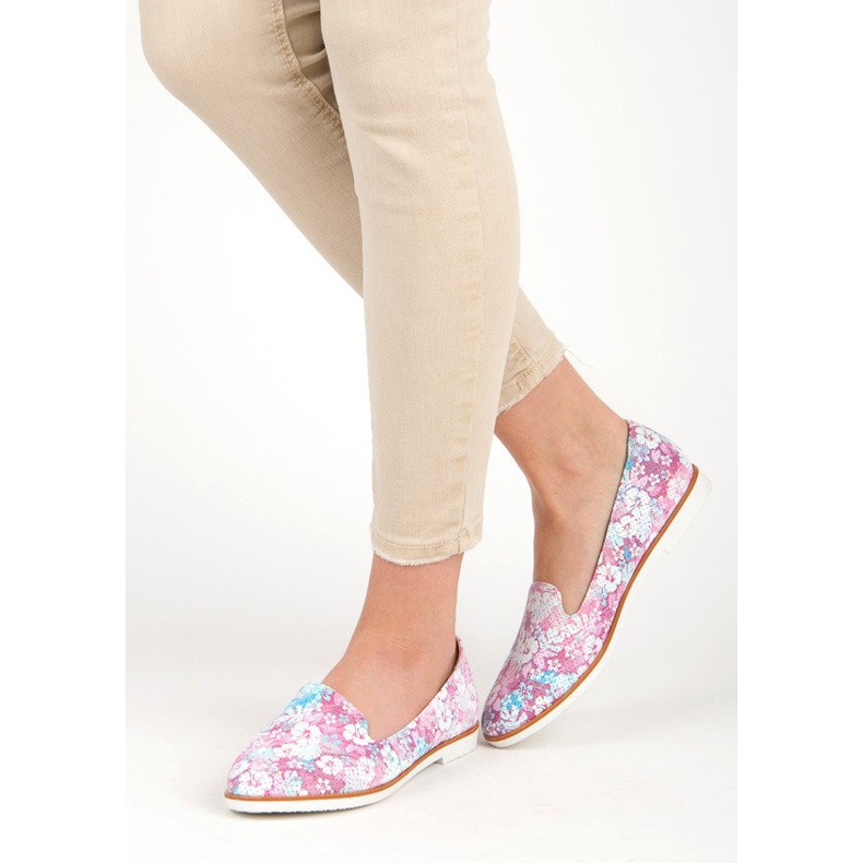 Lorzii de primăvară roz 1