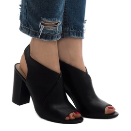 Cizme negre deschise pe post 0280-86 negru 2 Cizme negre deschise pe post 0280-86 negru 2