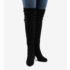 Cizme negre din piele de căprioară pe stâlpul izolat R18-17 negru 2 Cizme negre din piele de căprioară pe stâlpul izolat R18-17 negru 2