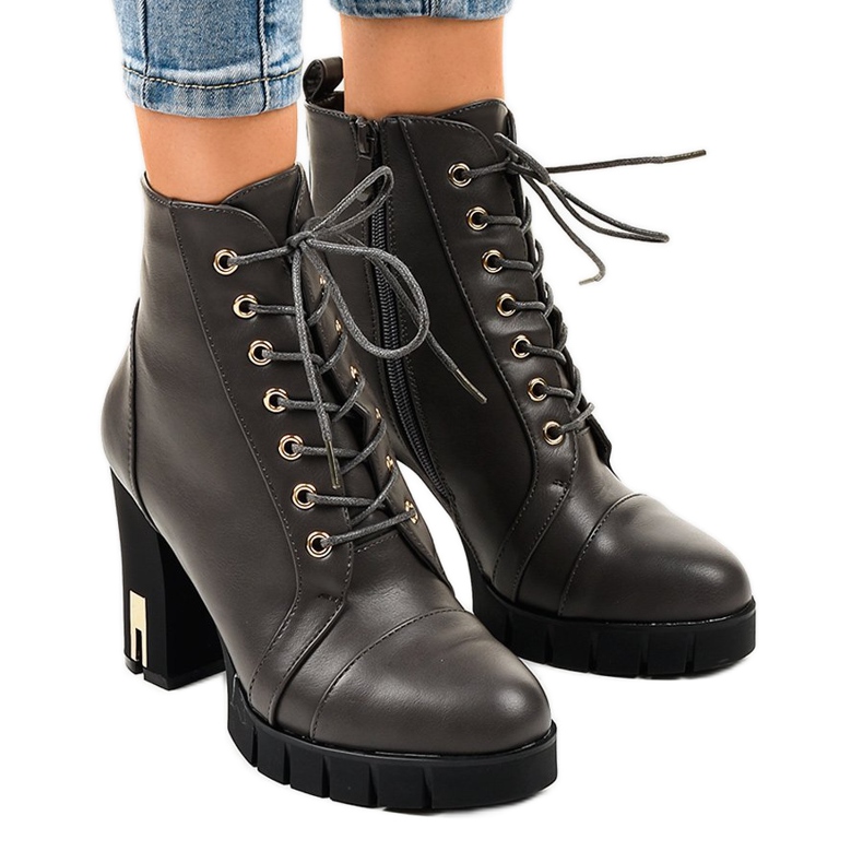 Cizme calde pe un stâlp cu fermoar K-9925 gri 1