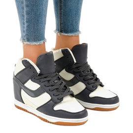 Adidași bej cu pene cu dantelă 0056-2 1 Adidași bej cu pene cu dantelă 0056-2 1