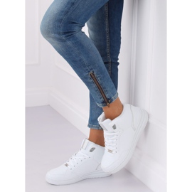 Încălțăminte sport albă și argintie cu gleznă înaltă 107-18 ALB / ARGINT 2