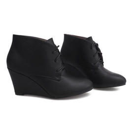 Pene pe cizme cu pene 1177B Negru 2