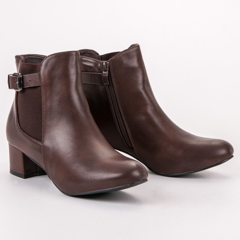 Small Swan Cizme cu toc înalt maro 1