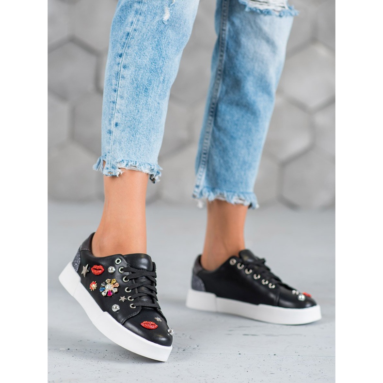 Bestelle Încălțăminte sport cu patch-uri negru 1