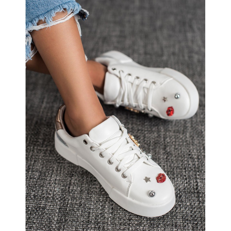 Bestelle Încălțăminte sport cu patch-uri alb 1