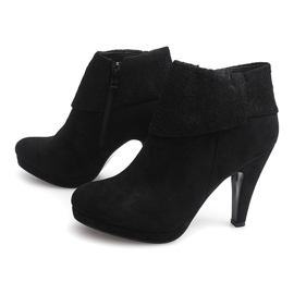 Cizme elegante pe dantelă cu toc înalt 6-67 Negru 1