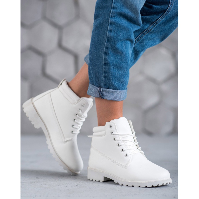 Marquiz Trappers albi 1 Marquiz Trappers albi 1