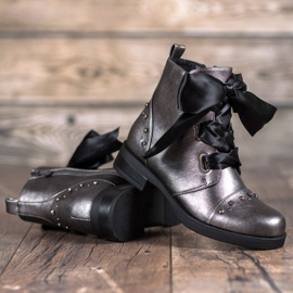 Bestelle Cizme legate de panglică gri 1