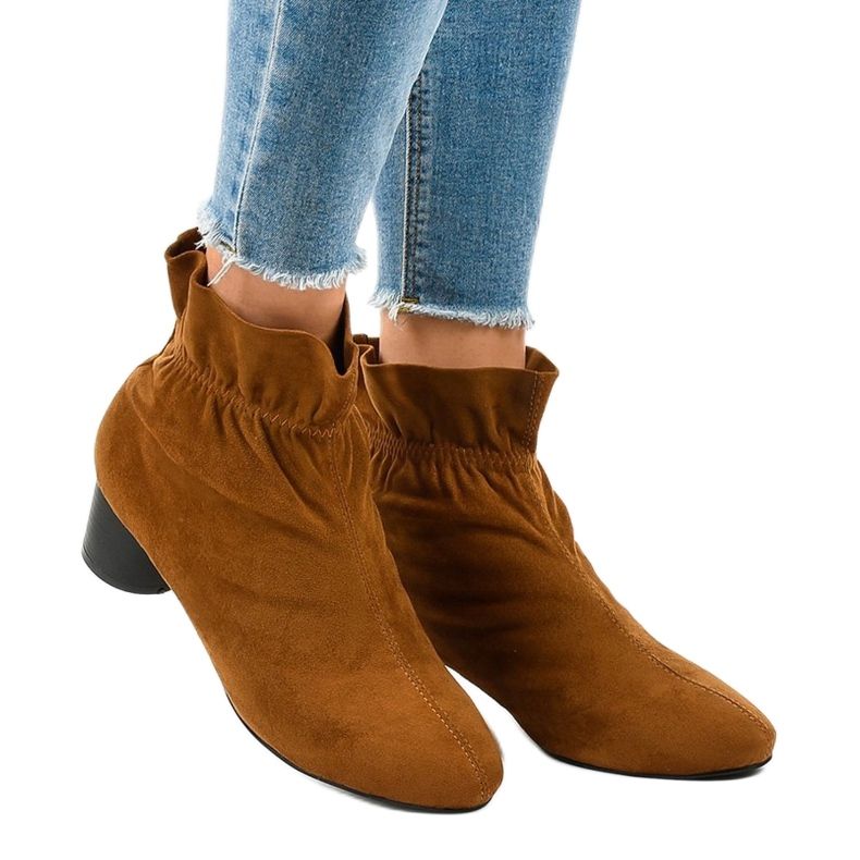 Cizme din piele de căprioară maro pe stâlpul JM5512M 1 Cizme din piele de căprioară maro pe stâlpul JM5512M 1