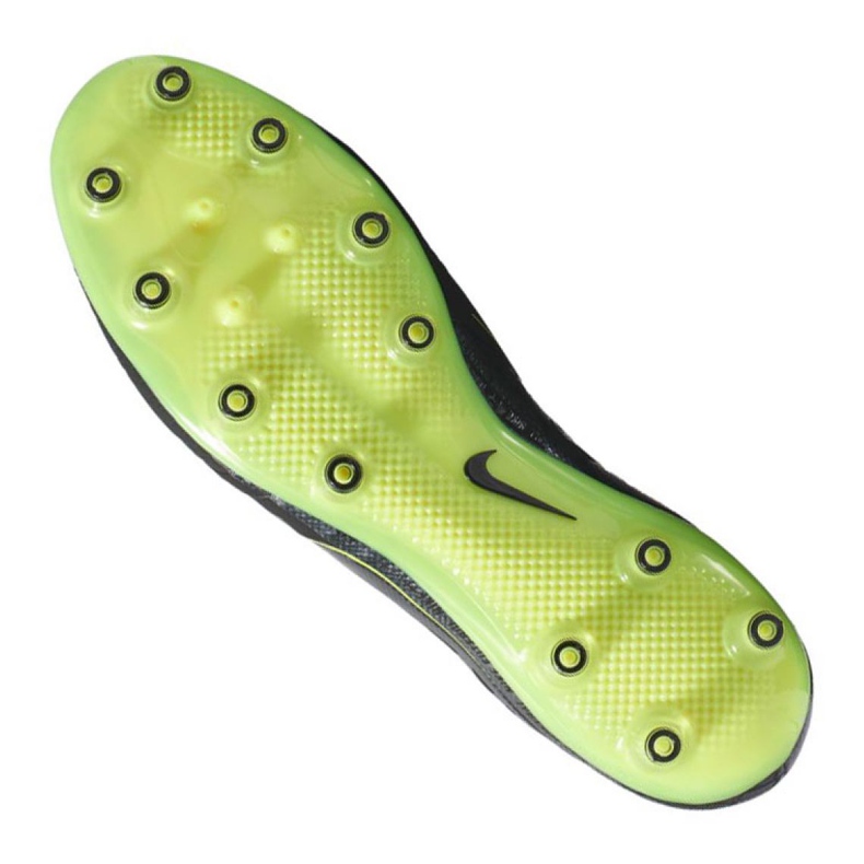 Pantofi de fotbal Nike Phantom Vnm Pro AG-Pro M AO0574-007 negru negru 2