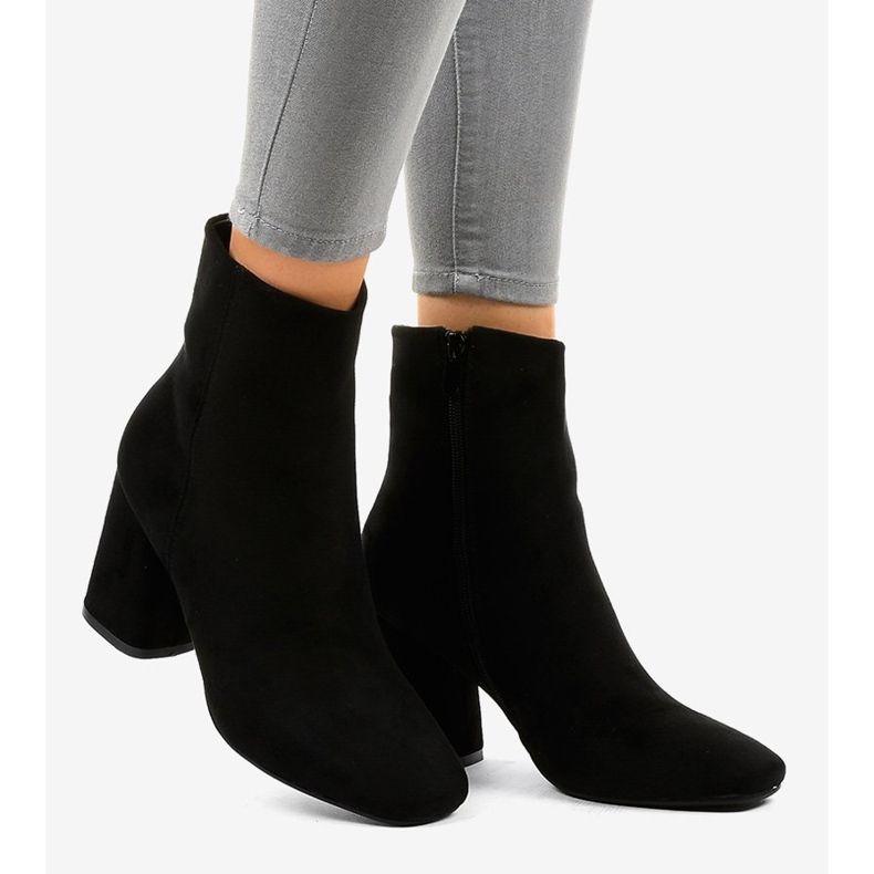 Cizme negre din piele de căprioară pe stâlpul 3486 negru 2