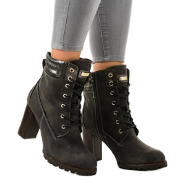 Cizme înalte gri pe postul 878-GA 1 Cizme înalte gri pe postul 878-GA 1