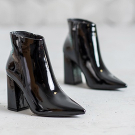 Seastar Cizme lăcuite negre negru 1