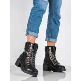 Seastar Cizme cu cordon negru 1