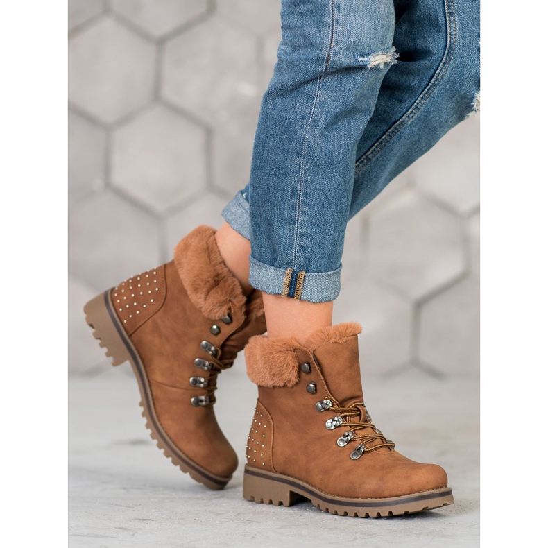 SHELOVET Trappers With Jets maro 1