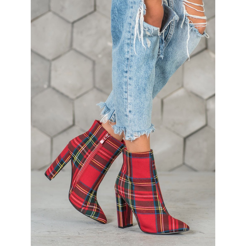 Seastar Cizme elegante pe un post roșu multicolor 1