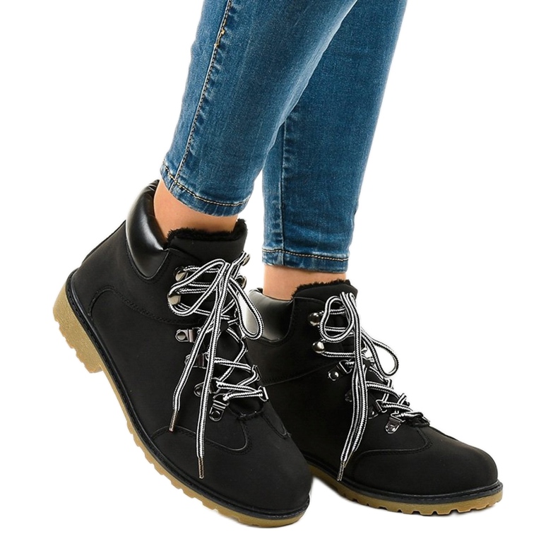 Ghete izolate negre DS1702 negru 1