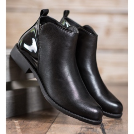 J. Star Cizme cu toc plat negru 1