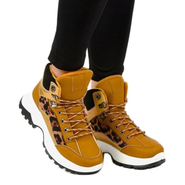 Adidași de damă izolate maro F-19208-3 galben 1