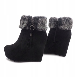 Cizme pe pană 58-385 negru 1