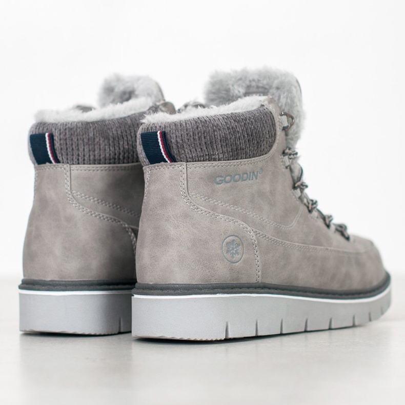 Goodin Trappers On The Platform gri 1