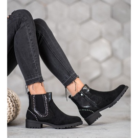 Small Swan Cizme Chelsea cu imprimeu de șarpe negru 2 Small Swan Cizme Chelsea cu imprimeu de șarpe negru 2