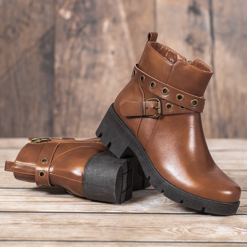 SHELOVET Muncitori cu cămile maro 2