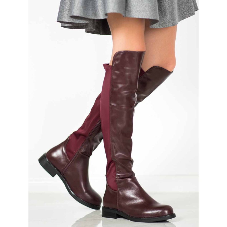 SHELOVET Muschetarii maronii roșu 2