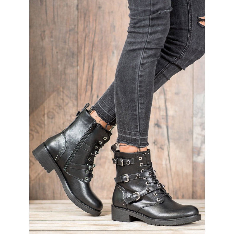 Cm Paris Muncitori negri cu margele negru 2