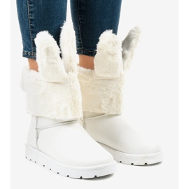 Cizme Eskimo izolate albe NB137 1
