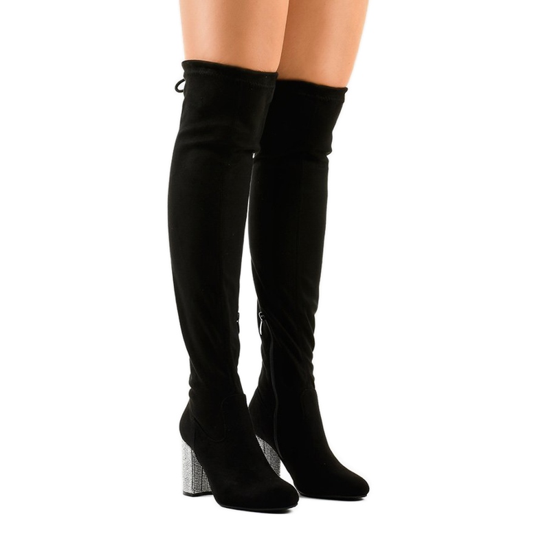 Cizme negre din piele de căprioară pe un post decorat BM150 negru 1