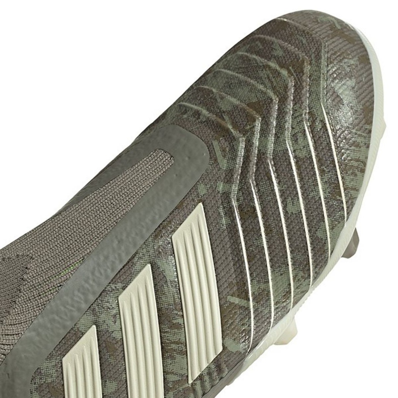 Ghete de fotbal Adidas Jr Predator 19+ Fg M EF8213 gri gri 2