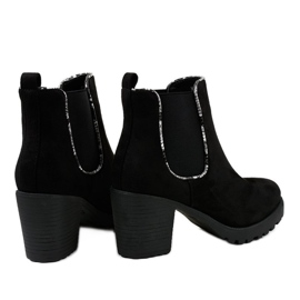 Cizme negre pe stâlp cu un elastic M10-7 negru 3