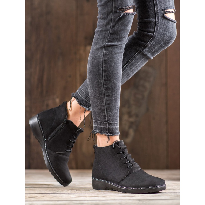 CABIN Ghete confortabile negru 1