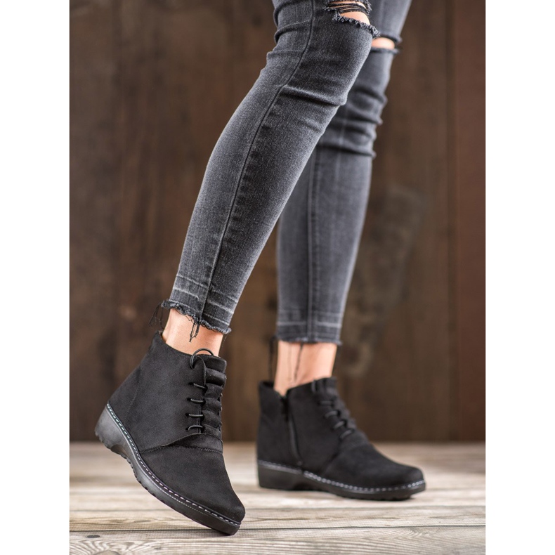 CABIN Ghete confortabile negru 2