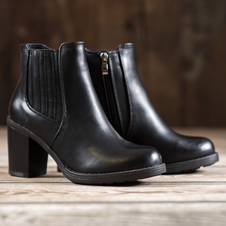 Comer Cizme din piele ecologică negru 1 Comer Cizme din piele ecologică negru 1