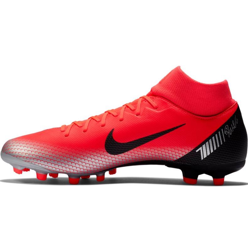 Pantof de fotbal Nike Mercurial Superfly 6 Academy CR7 Mg M AJ3541 600 multicolor roșu 2