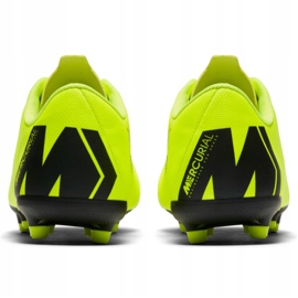 Pantofi de fotbal Nike Mercurial Vapor 12 Academy Mg Jr AH7347 701 multicolor galben 1